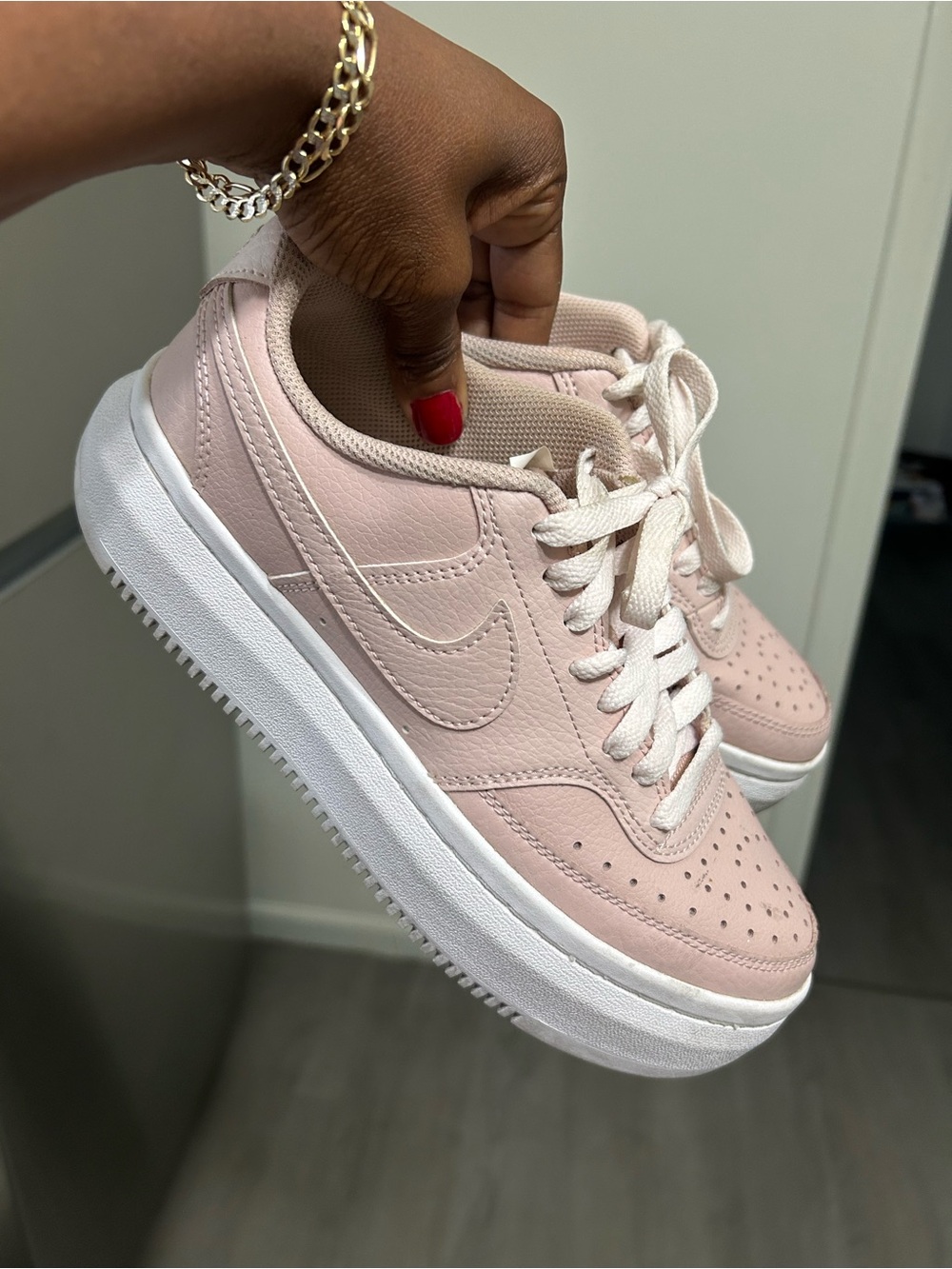 Nike Air Force 1 Low Pink White Women's Sneakers Size 7.5 - Picture 2 of 2